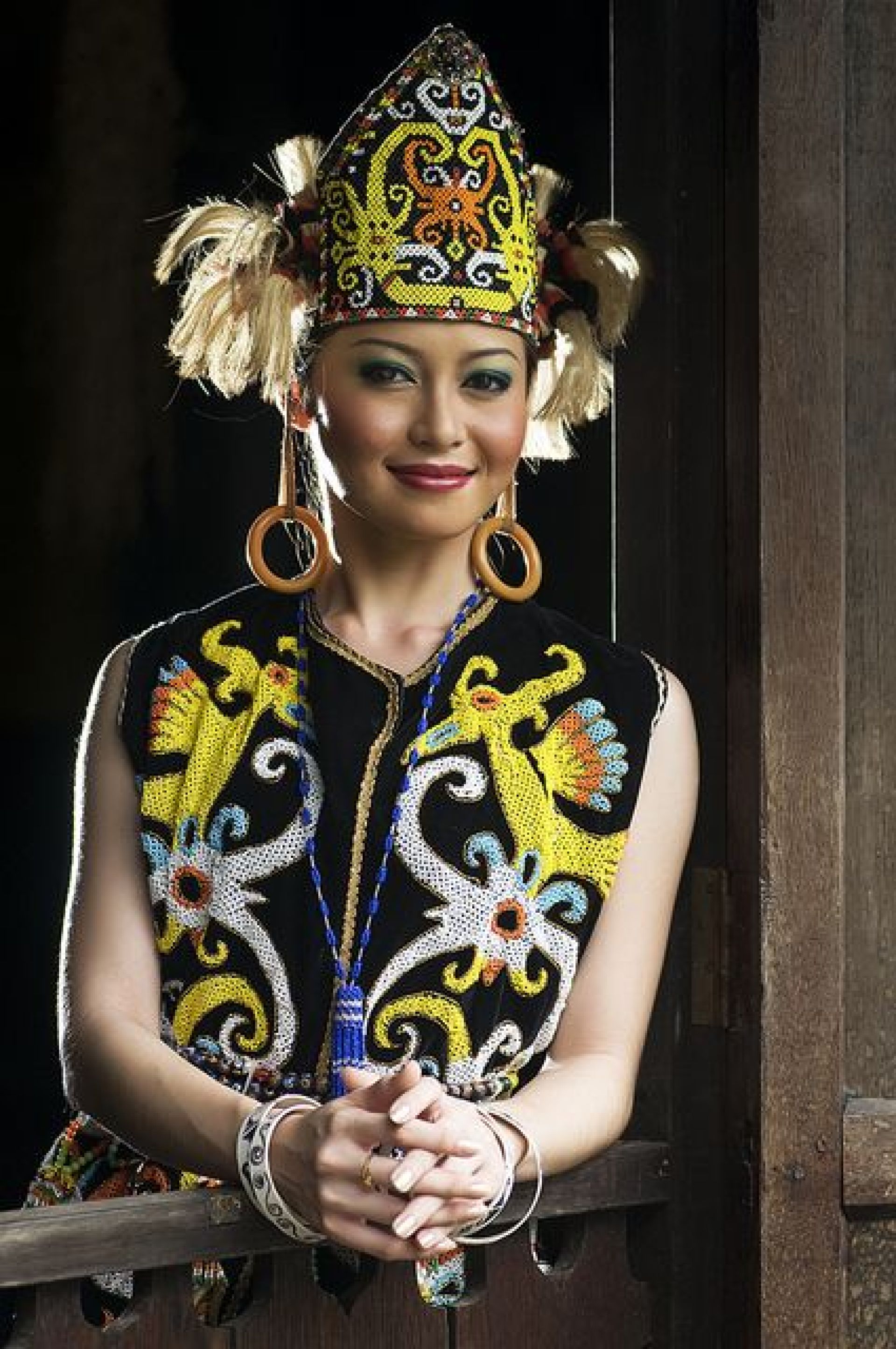 Manik Decoration (Girl) (Blouse & Sarung)